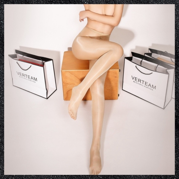 Gold Shiny Crotchless High Waisted Pantyhose - Picture 2 of 8